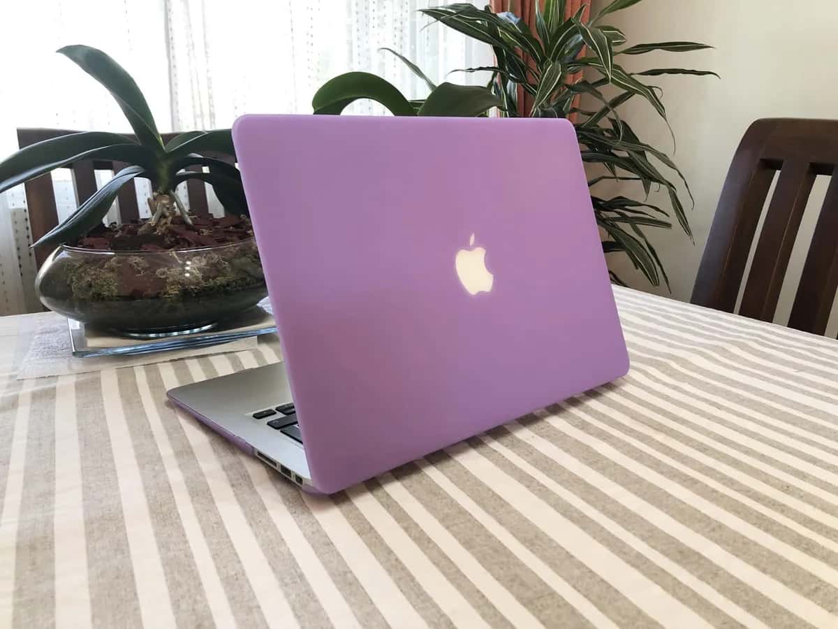 Carcasas para MacBook con manzana calada Múltiples Colores 2026 [ Pro, Air, Retina, TouchBar, Nuevo Air ] [ 11', 12', 13', 15', 16' ] [ M5 / M4 / M3 / M2 / M1 ] - Miniatura 20